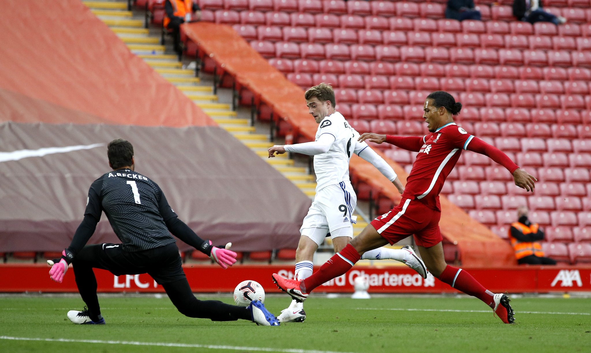 例如劳尔和 例如劳尔和